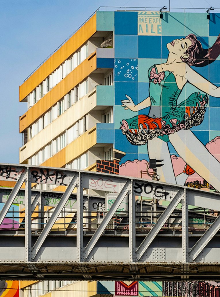  Blick auf den 13. Arrondissement in Paris, bekannt für seine modernen Gebäude und lebendige Kultur.