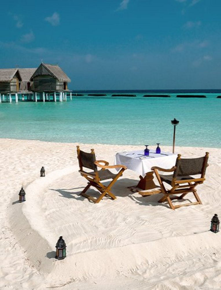 Flitterwochen in einer Traumkulisse auf den Malediven.