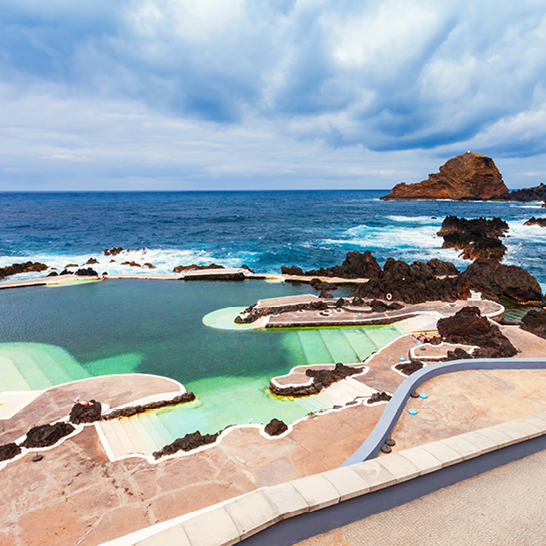 Piscines de lave à Porto Moniz, Madère
