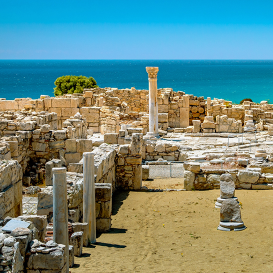 Archäologische Stätte am Meer in Limassol, Zypern.